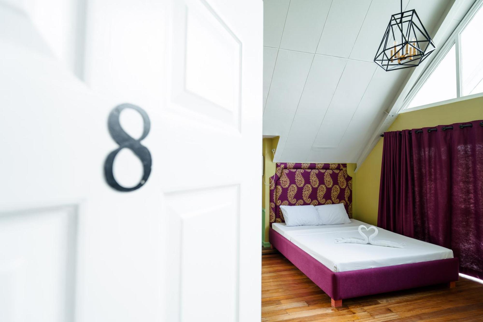 Jacobs Hill Tagaytay Bed & Breakfast Tagaytay City Exterior photo